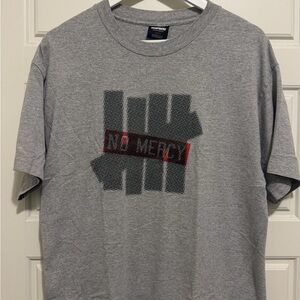 Undefeated Gray 'No Mercy' Graphic Tee